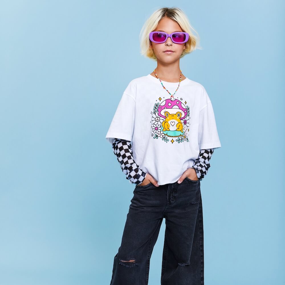 girl wearing a Hippy Frog Graphic T-Shirt and sunglasses