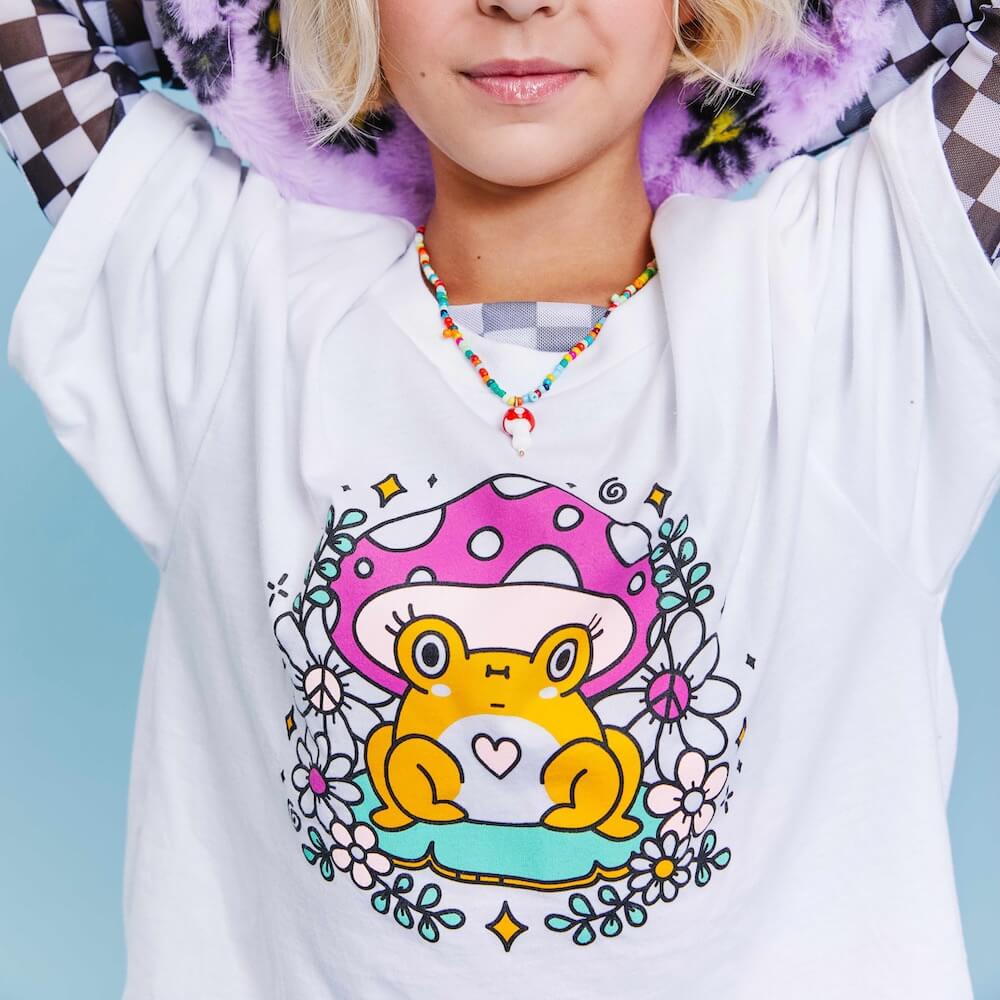 girl wearing a Hippy Frog Graphic T-Shirt